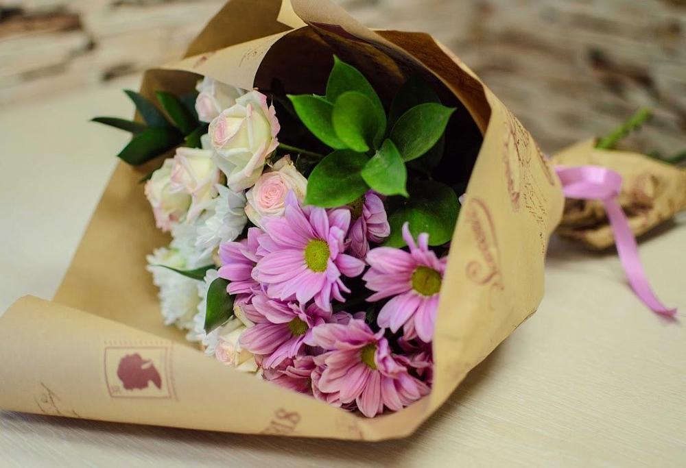 Букет цветов из: Розы и Хризантемы в Октябрьский Хабаровский край