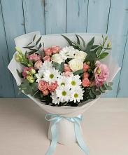 Букет цветов из:  Розы, Лизиантусы и Хризантемы в Октябрьский Хабаровский край