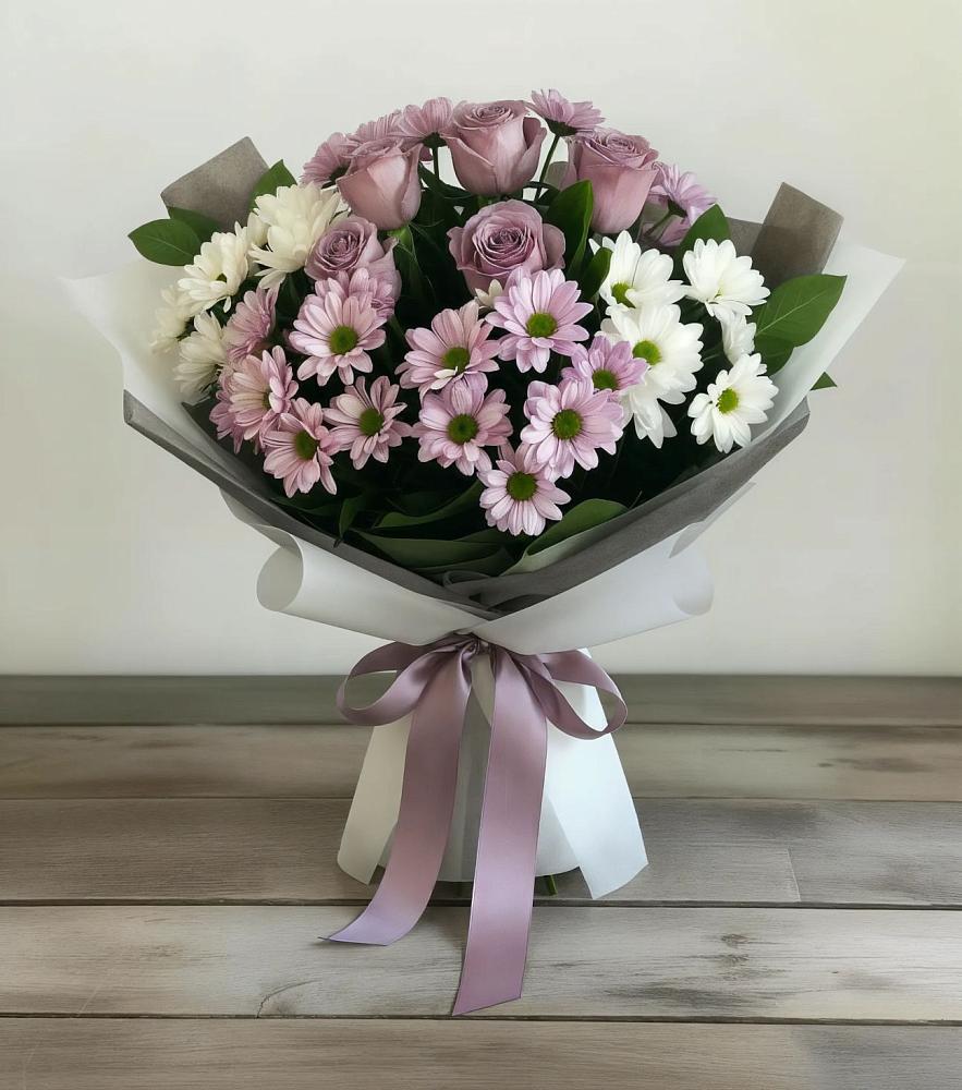 Букет цветов из: Хризантемы и Розы в Октябрьский Хабаровский край