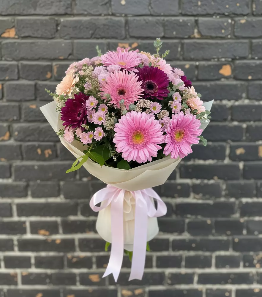 Букет цветов из: Герберы и Хризантемы в Октябрьский Хабаровский край