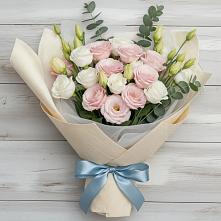 Букет цветов из:  Лизиантусы в Октябрьский Хабаровский край