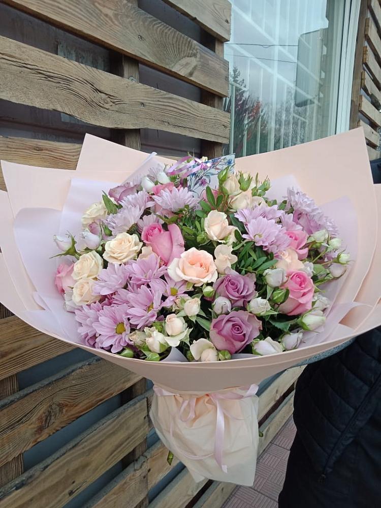 Букет цветов из: Розы и Хризантемы в Октябрьский Хабаровский край