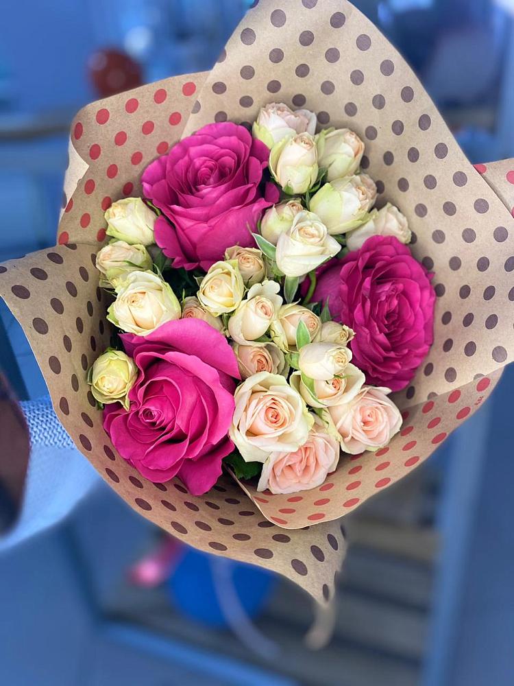 Букет цветов из: Розы в Октябрьский Хабаровский край