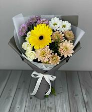 Букет цветов из:  Розы, Герберы и Хризантемы в Октябрьский Хабаровский край