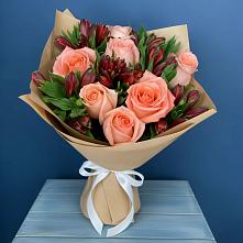 Букет цветов из:  Розы и Альстромерии в Октябрьский Хабаровский край
