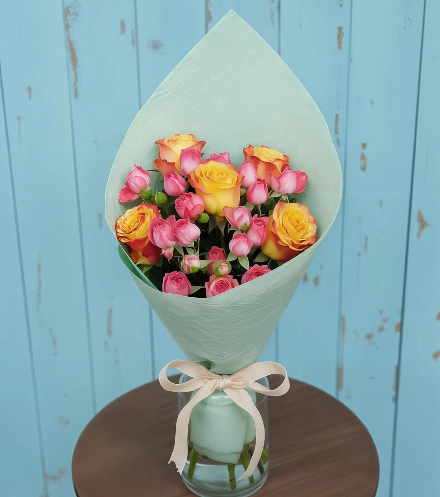 Букет цветов из: Розы в Октябрьский Хабаровский край