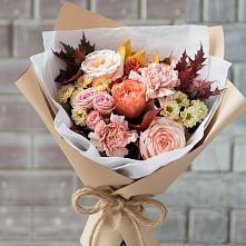 Букет цветов из:  Гвоздики, Хризантемы и Розы в Октябрьский Хабаровский край