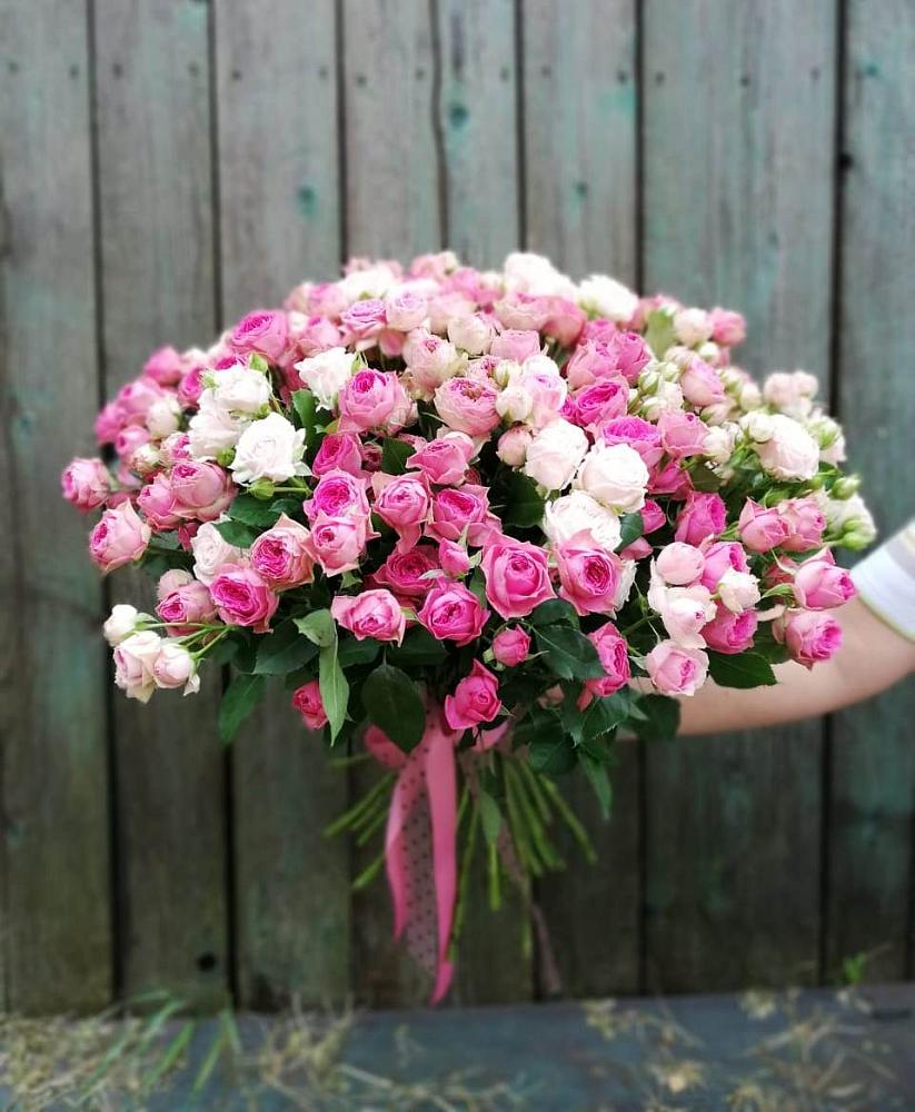 Букет Розовые кустовые розы Натали и Лав Лидия в Октябрьский Хабаровский край