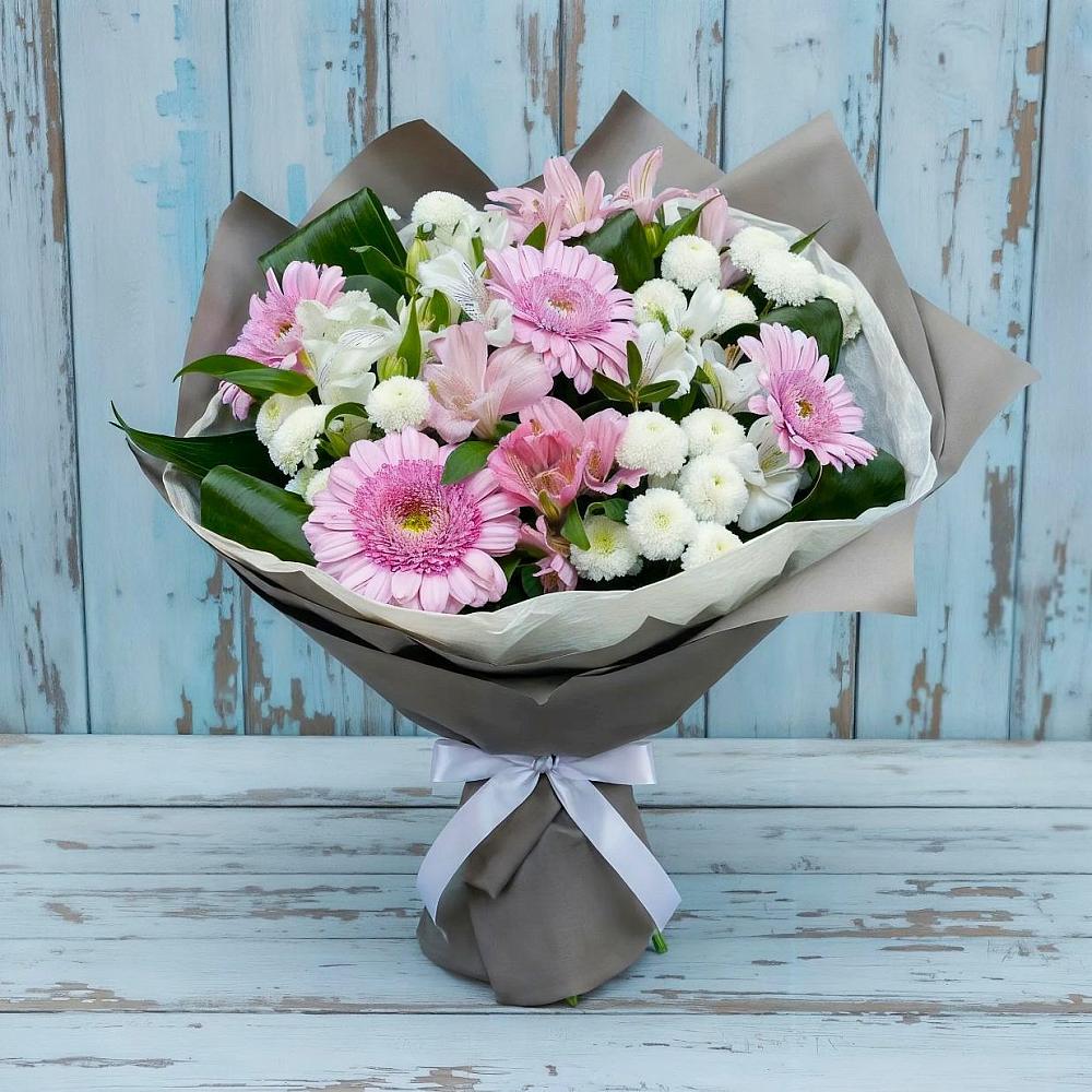 Букет цветов из: Герберы, Альстромерии и Хризантемы в Октябрьский Хабаровский край