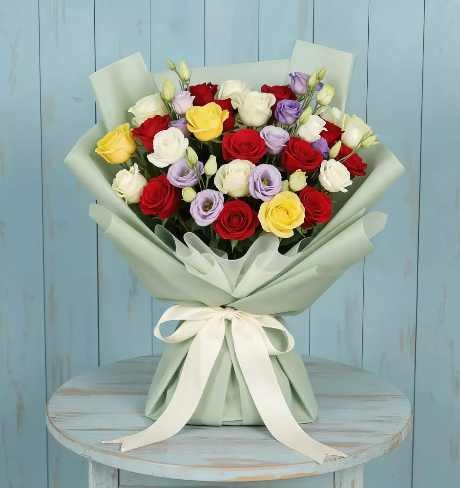 Букет цветов из: Розы в Октябрьский Хабаровский край