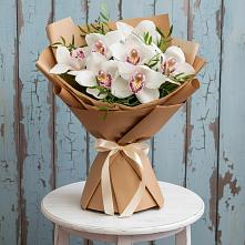 Букет цветов из:  Орхидеи и Розы #REPLACE_PRED# Октябрьский Хабаровский край