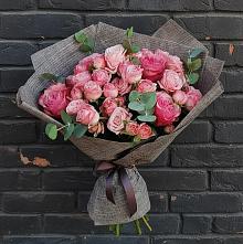 Букет цветов из:  Розы в Октябрьский Хабаровский край
