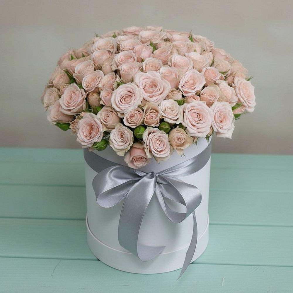 Цветочная композиция из Розы в шляпной коробке в Октябрьский Хабаровский край